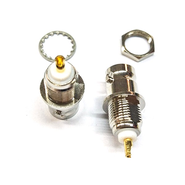 bnc母头焊线式180度后锁穿墙镀镍