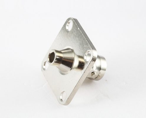 BNC接线焊接用于半柔/半刚3面板安装4孔法兰