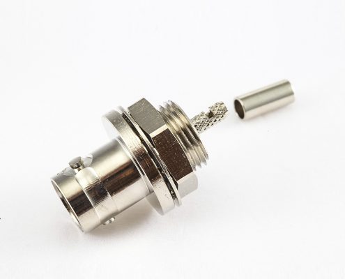 BNC压接用于RG174/RG316后锁穿墙母头直式连接器