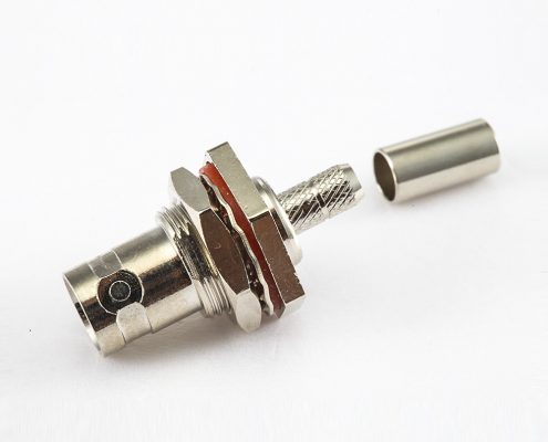 RG58/RG142防水后锁穿墙BNC母头180度连接器压接