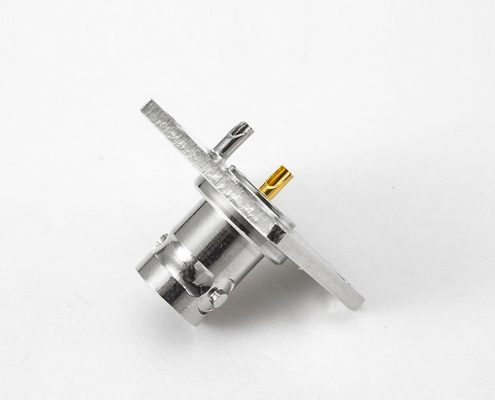 BNC连接器焊杯接线母头180度面板安装4孔法兰75Ω