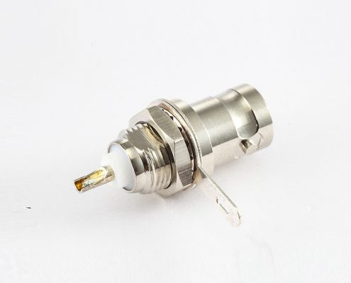 BNC母头180度连接器焊杯后锁穿墙孔50ohm接线