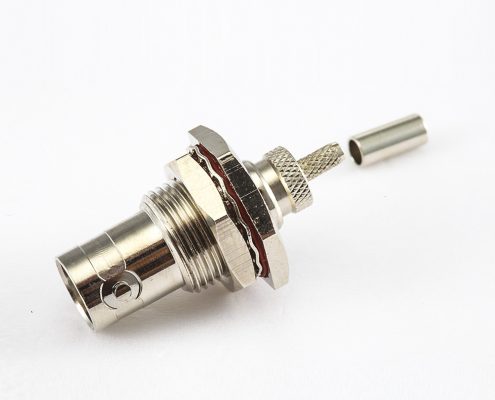 防水RG174/RG316BNC连接器压接母头直面板安装前锁穿墙