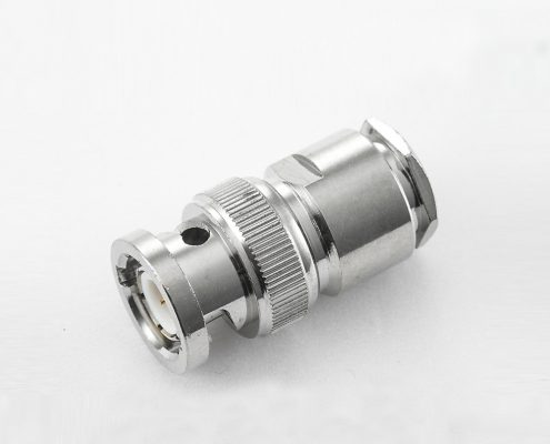 BNC 公头直式装接SYV50-5电缆