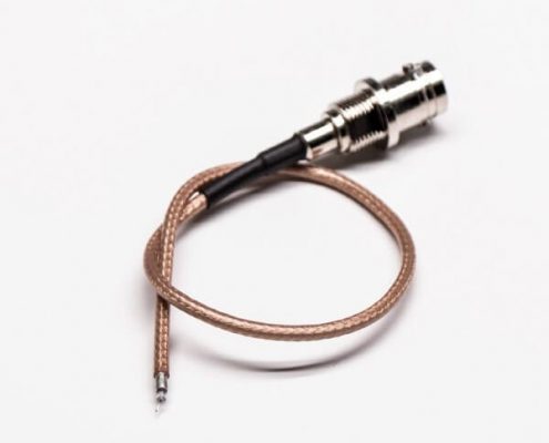 同轴线BNC母头板后安装穿墙式压接