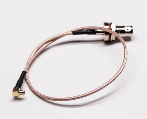 BNC头同轴线母头直式防水前锁穿墙转MCX弯式公头