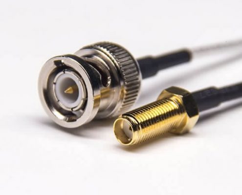BNC监控线180度公头转SMA180度母头接RG316线