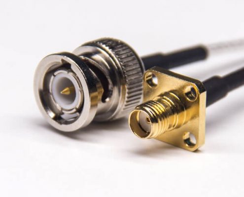 BNC公头直式转SMA四孔法兰母头直式接RG316线